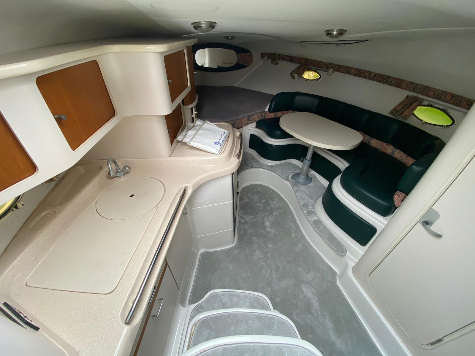 Łódź motorowa Chris Craft Crown 32